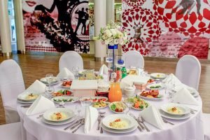 Imprezy urodzinowe Organizacja imprez okolicznościowych Eventy Łódź Hotel Restauracja